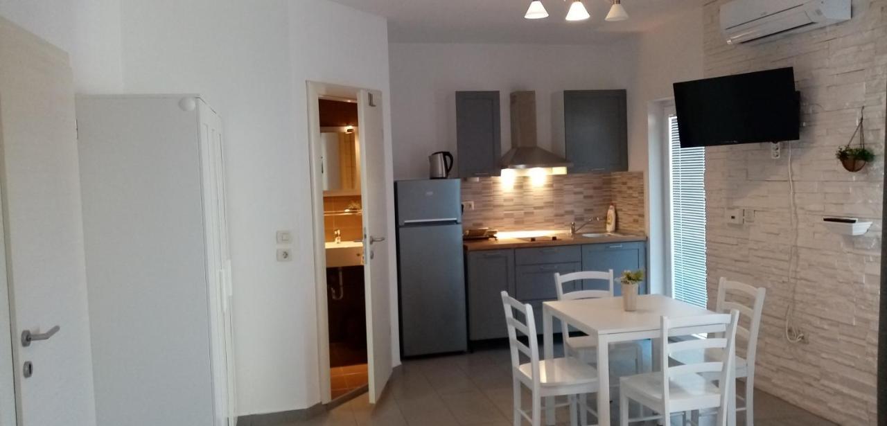 Summerhouse Duce Omis Ngoại thất bức ảnh
